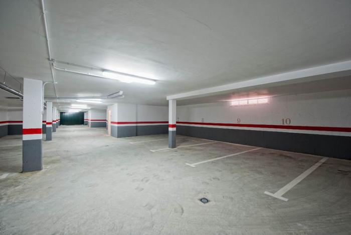 Apartamentos VIDA Finisterre - parking